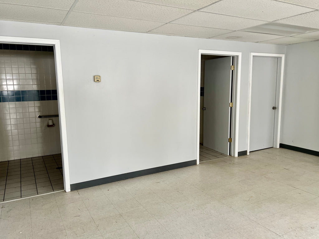 SOLD! BUBBLE QUEEN LAUNDROMAT & BUILDING, AURORA