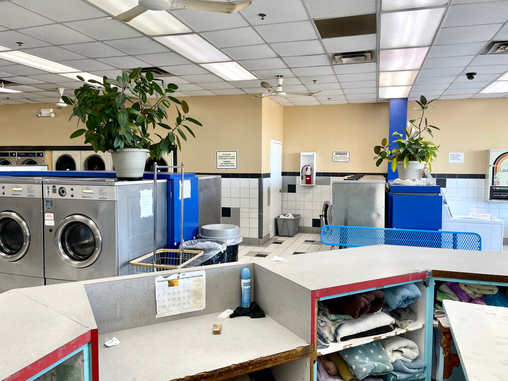 CONTRACT PENDING! WESTPORT LAUNDROMAT, NEAR SOUTHSIDE CHICAGO