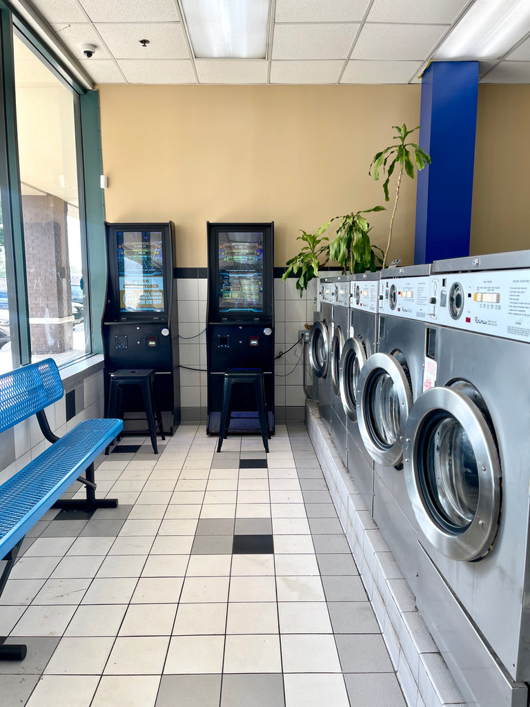 CONTRACT PENDING! WESTPORT LAUNDROMAT, NEAR SOUTHSIDE CHICAGO