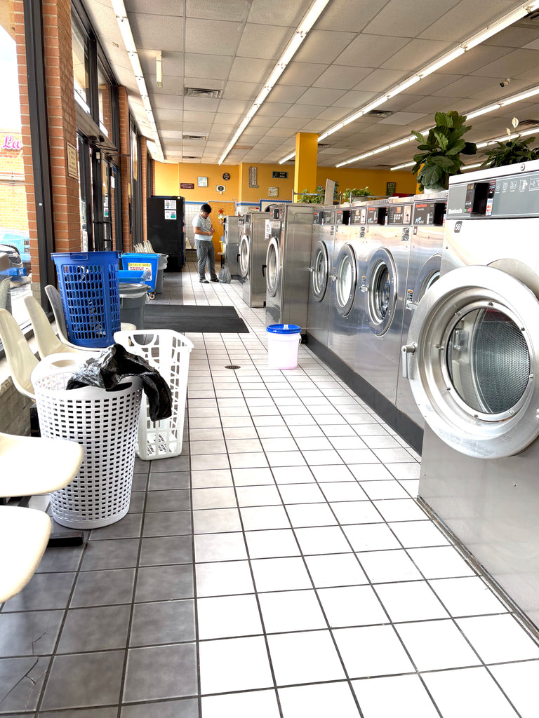 CONTRACT PENDING! Archer & Central Laundromat, Chicago