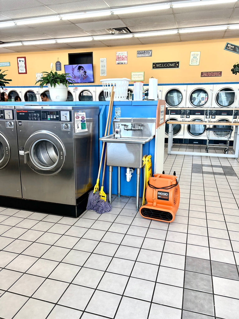 CONTRACT PENDING! Archer & Central Laundromat, Chicago