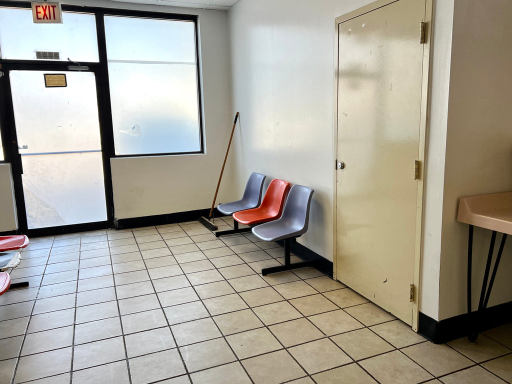 SOLD! BUBBLE KING LAUNDROMAT, MELROSE PARK, IL