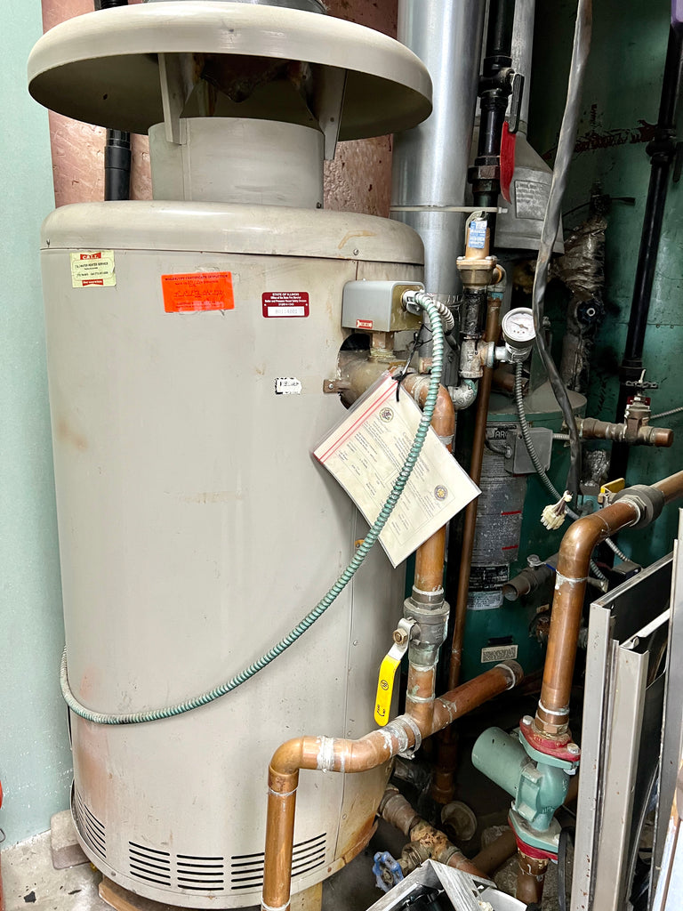 NEW LISTING! WHITE OAK LAUNDRY AND BUILDING