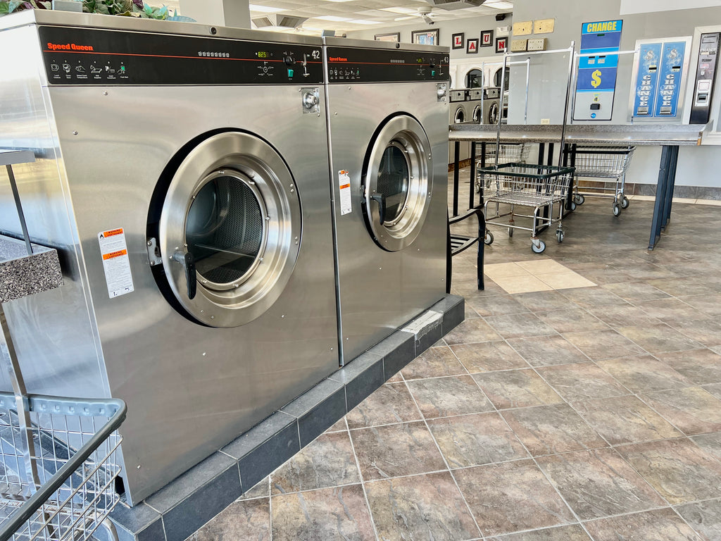 NEW LISTING! WHITE OAK LAUNDRY AND BUILDING