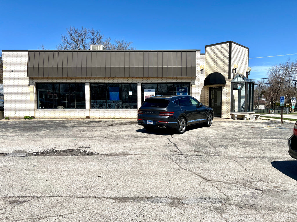 NEW LISTING! WHITE OAK LAUNDRY AND BUILDING