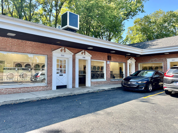 NOW AVAILABLE! EXPRESS LAUNDRY, EVANSTON, IL