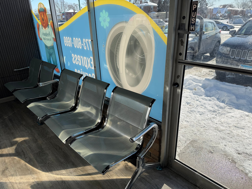 NEW LISTING! LUCKY BEAR LAUNDROMAT